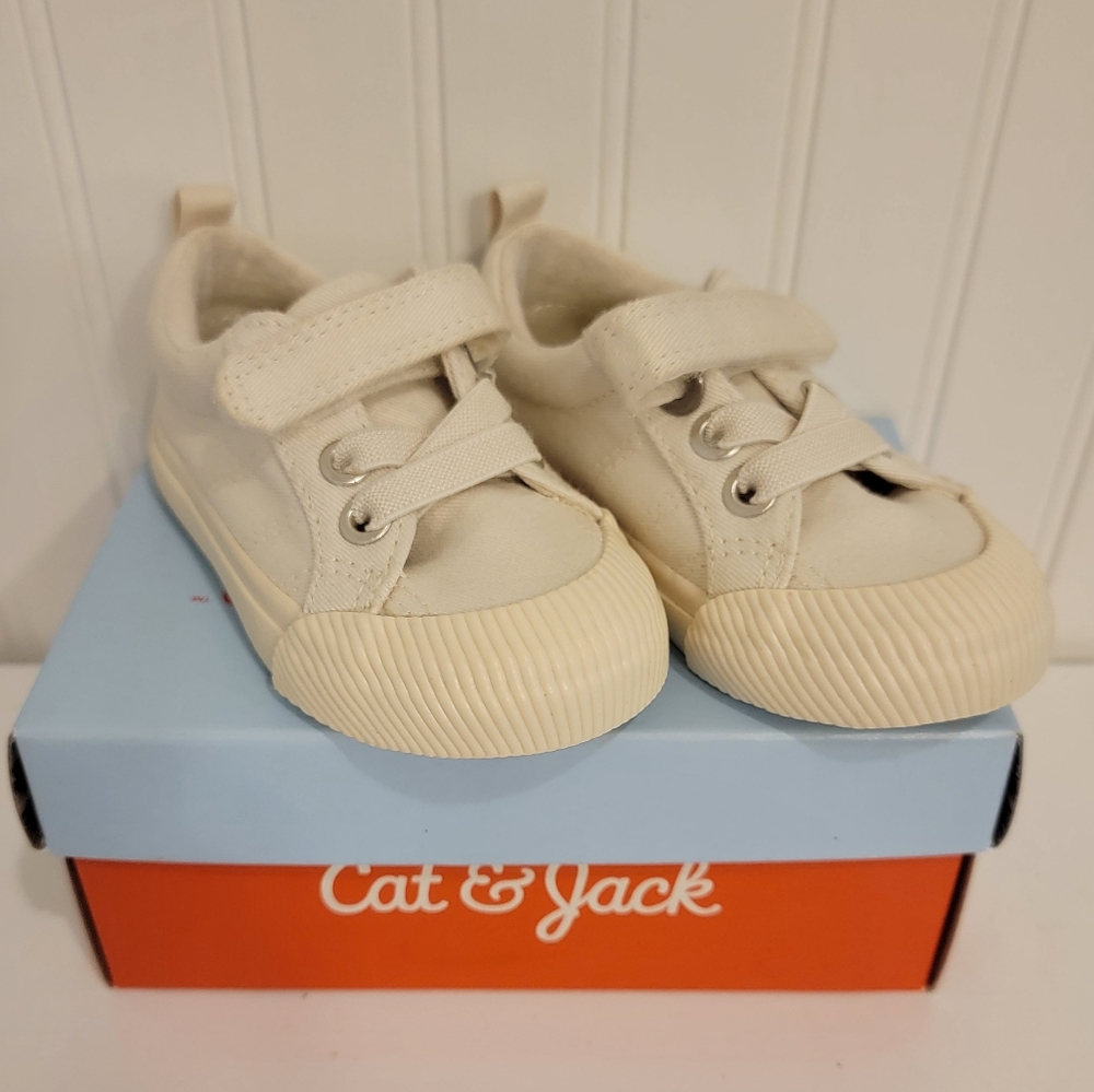 Cat & Jack Kids White Sneakers
